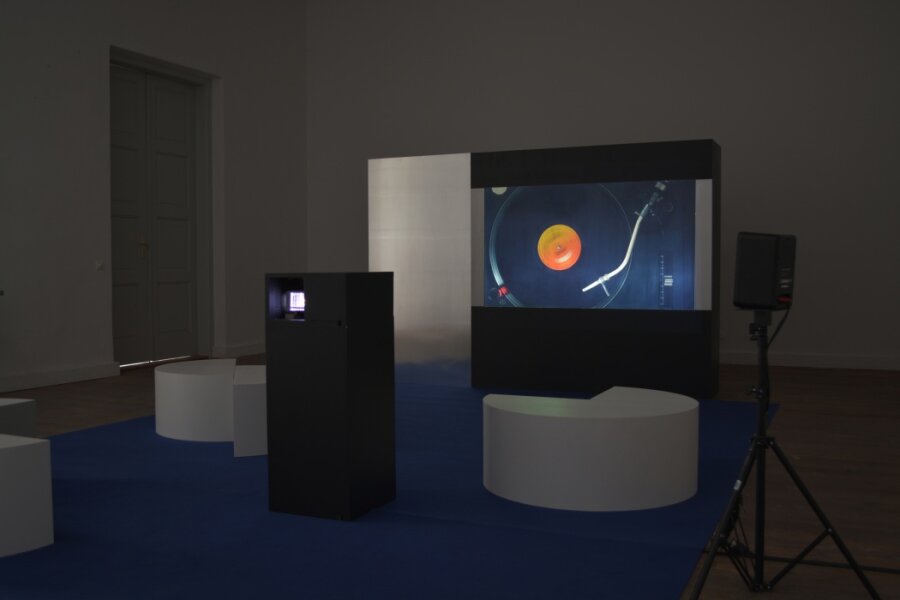 Elisabeth Kihlström, Installation view of Late Metal at Academy of Fine Art Vienna, 2015